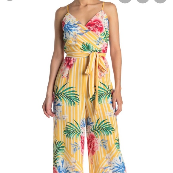 Jealous Tomato Floral Printed Jumpsuit SIZE L - Picture 2 of 7